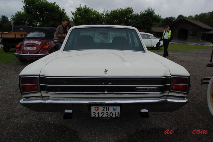 Dodge Dart 4. generacja 1967-1976 (1969 Custom GTS sedan 4d), tył