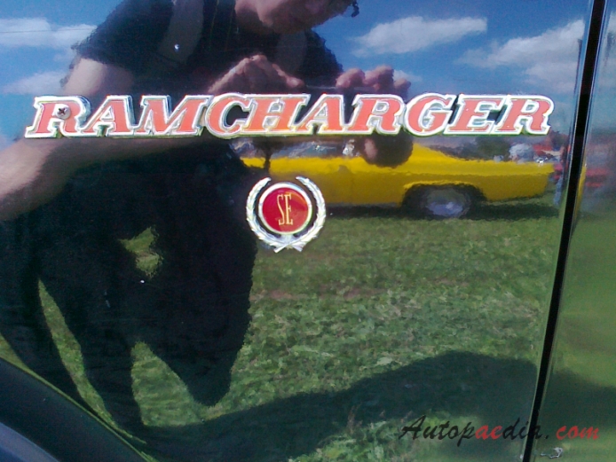 Dodge Ramcharger 1st generation 1974-1981 (1976 SUV 2d), side emblem 