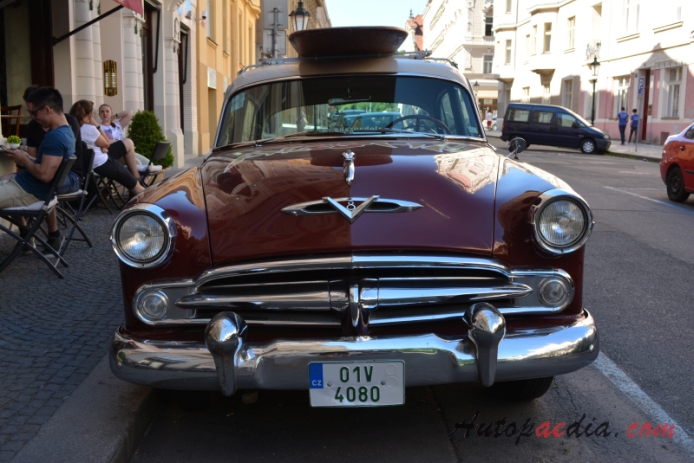 Dodge Royal 1954-1959 (1954 sedan 4d), front view