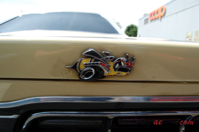 Dodge Super Bee 1st generation 1968-1970 (1969 hardtop 2d), rear emblem  