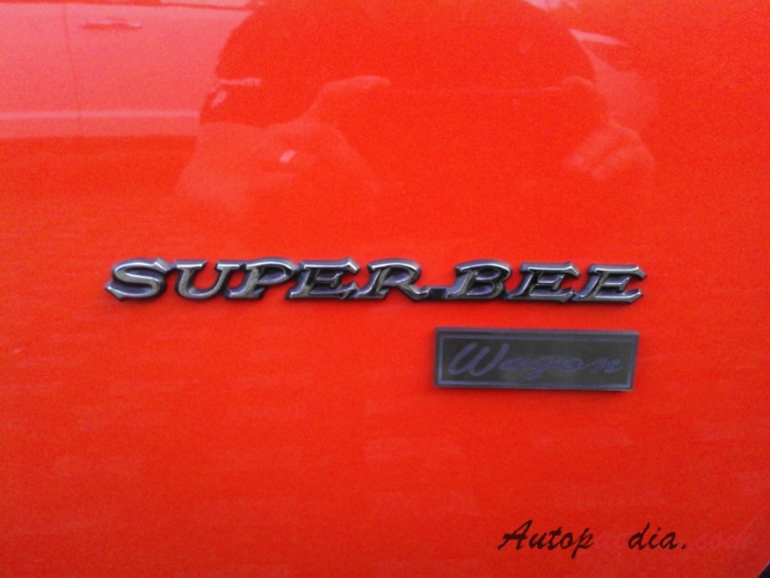 Dodge Super Bee 1st generation 1968-1970 (1970 station wagon 5d), side emblem 