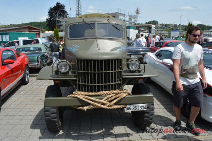 Dodge WC series 1940-1945 (1941 WC-12 military truck), front view
