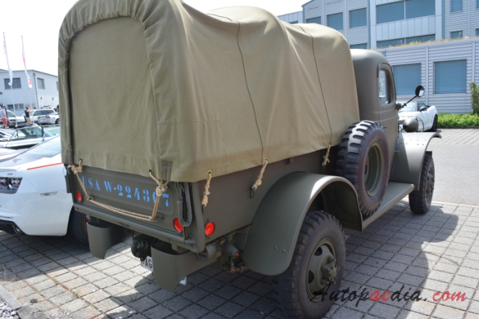 Dodge WC series 1940-1945 (1941 WC-12 military truck), right rear view