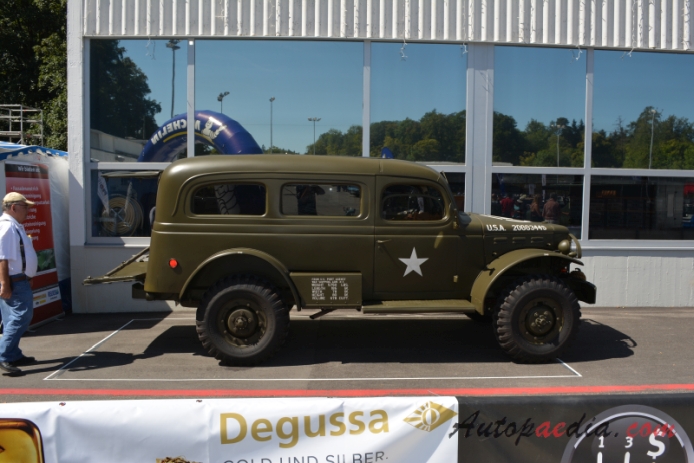 Dodge WC series 1940-1945 (1942 WC-53 Carryall military truck)), right side view