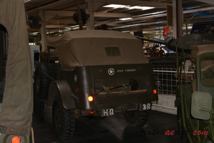 Dodge WC series 1940-1945 (1944 T214 WC-56 Command Car military truck)),  left rear view