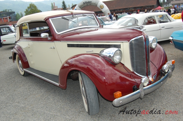 Dodge 1938 (cabriolet 2d), right front view