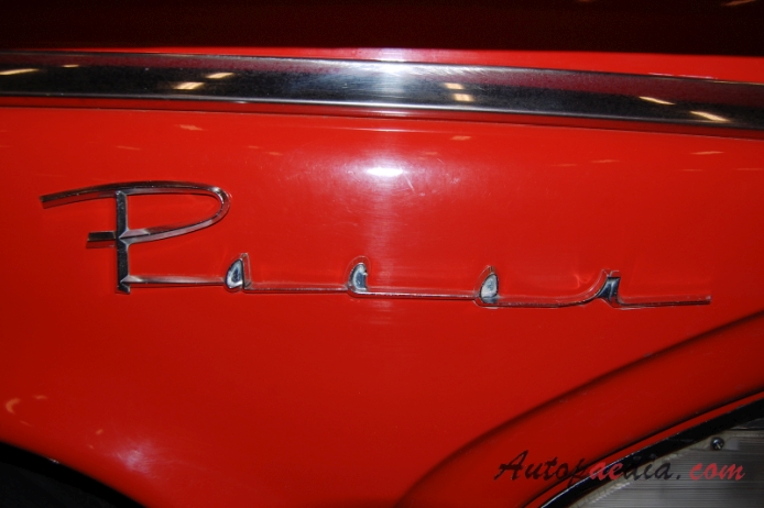 Edsel Pacer 1958 (hardtop 2d), emblemat bok 