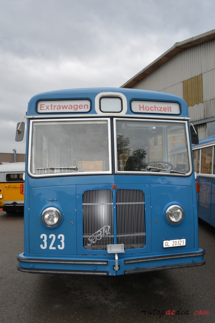FBW 51 UV (C50-U/BU4) 1953-1954 (1954 VBZ 323 customized front city bus), front view