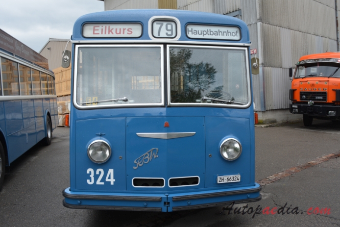 FBW 51 UV (C50-U/BU4) 1953-1954 (1954 VBZ 324 city bus), front view