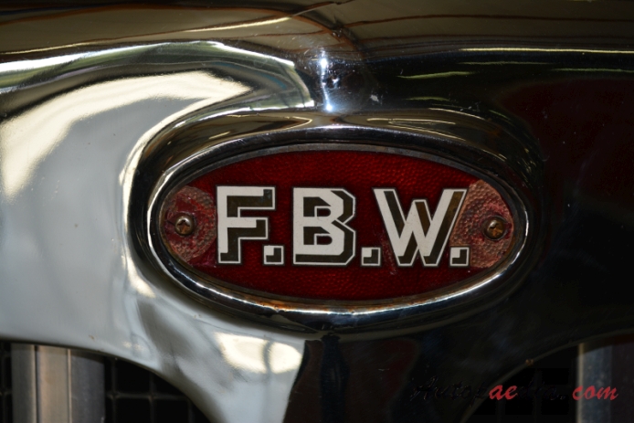 FBW AN40 1920-1965 (1952 Willi Röllin), emblemat przód 