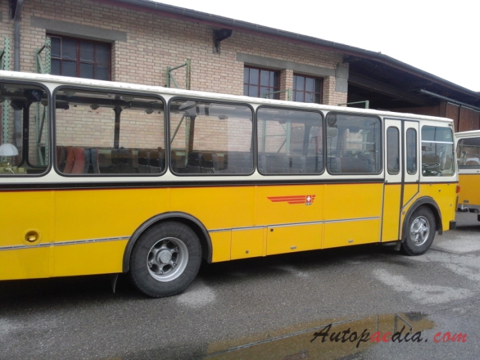 FBW B50-U (C50-U/BU4) 1952-1983 (1968 50U 54R VST Postauto Alpenwagen IV-U), prawy bok