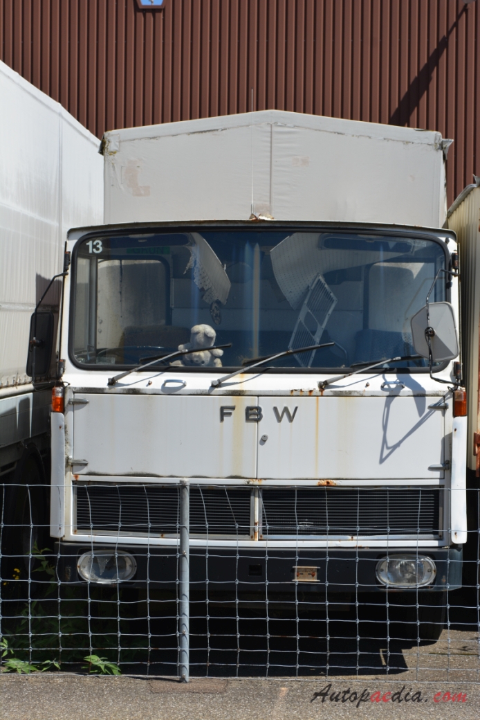FBW Frontlenker (cab over engine) 1947-1985 (1967-1972 FBW L40U/FBW L50U/FBW L70U flatbed truck), front view