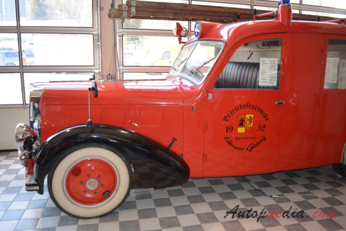 FBW Hauber (kabina za silnikiem) 1919-1985 (1932 FBW R Werner Gehrig Rudolfstetten wóz strażacki przeróbka), lewy bok