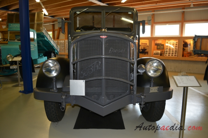 FBW Hauber (kabina za silnikiem) 1919-1985 (1948 FBW L50 cysterna, pojazd wojskowy), przód