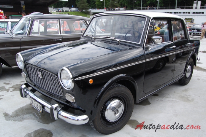 Fiat 1100 D 1962-1966 (1964 sedan 4d), left front view