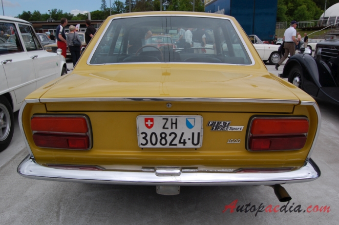 Fiat 124 Coupé BC 1969-1972 (1972 Fiat 124 1600 Sport Coupé 2d), tył