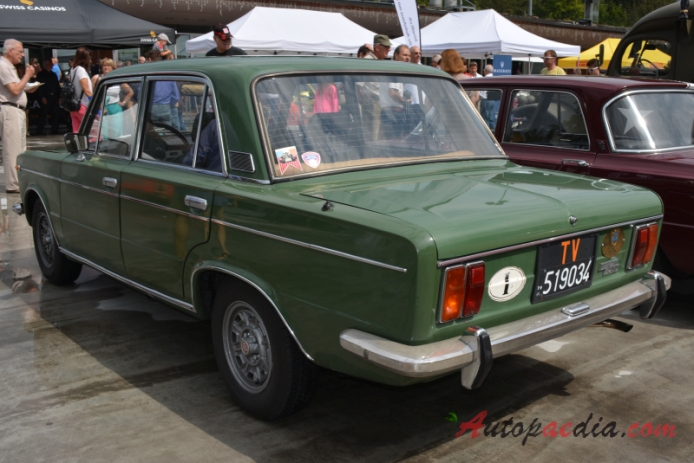 Fiat 125 1967-1972 (1969 Fiat 125 Special sedan 4d), lewy tył
