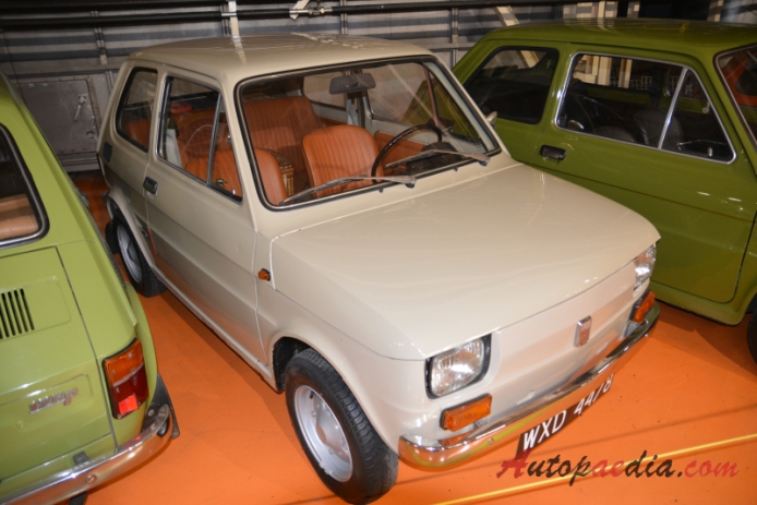Fiat 126 1972-2000 (1975 Polski Fiat 126p 600 fastback 2d), prawy przód