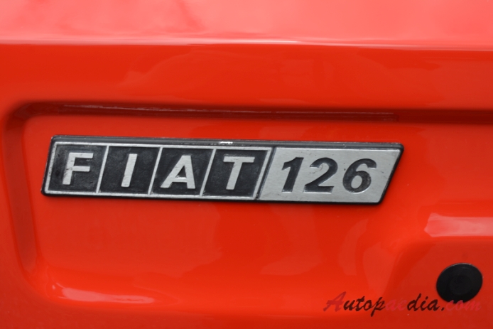 Fiat 126 1972-2000 (1981 Fiat 126 Bambino 650 fastback 2d), emblemat tył 