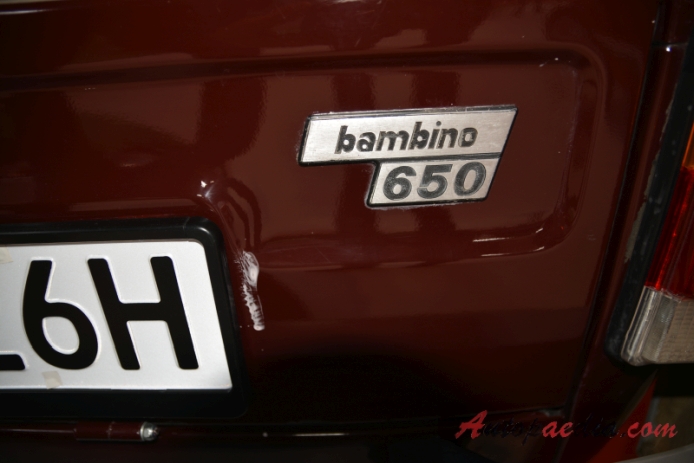 Fiat 126 1972-2000 (1983 Fiat 126 Bambino 650 Red fastback 2d), emblemat tył 