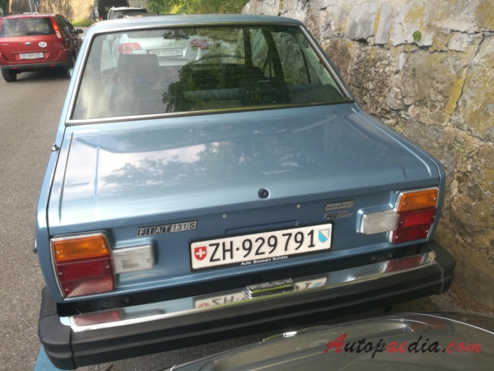 Fiat 131 Mirafiori 1.. seria 1974-1978 (Fiat 131 Mirafiori Special 1. seria sedan 4d), tył