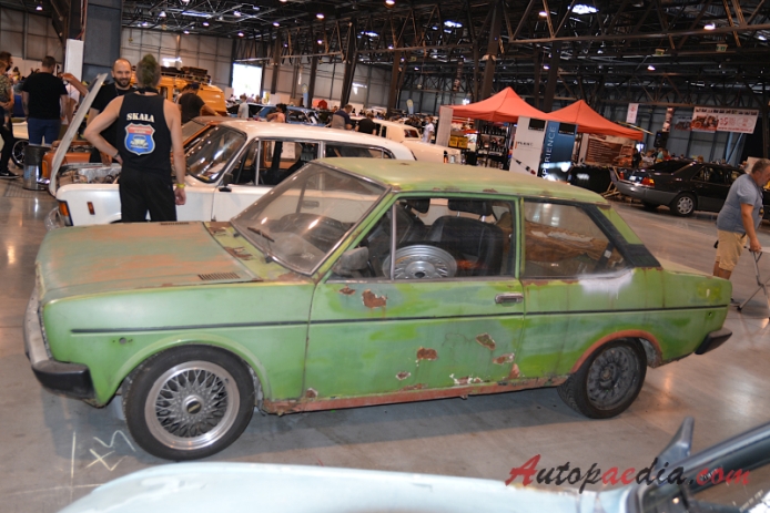 Fiat 131 Mirafiori 1.. seria 1974-1978 (sedan 2d), lewy bok