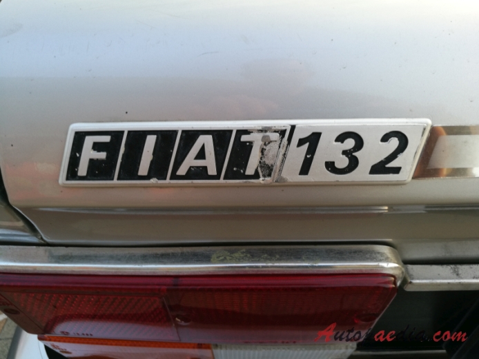 Fiat 132 3. seria 1977-1981 (Fiat 132 2000ccm sedan 4d), emblemat tył 