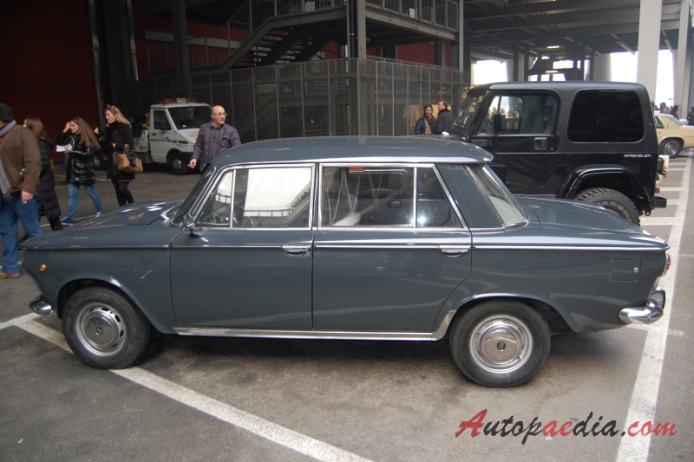 Fiat 1500 1961-1967 (1964-1967 Fiat 1500 C sedan 4d), lewy bok