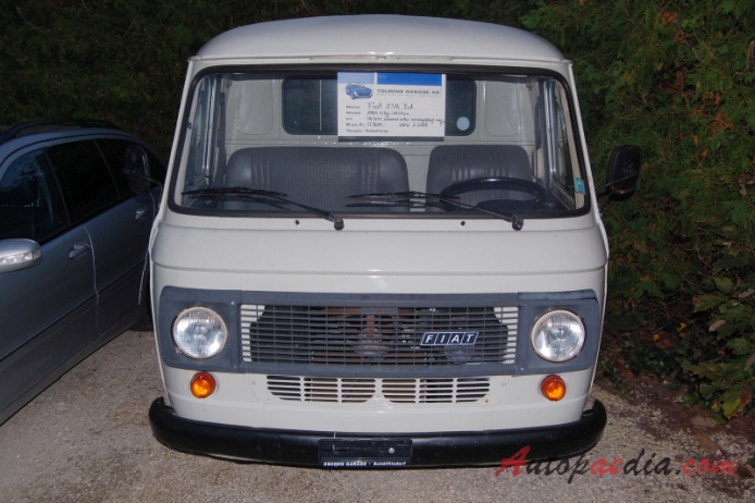 Fiat 238 1965-1983 (1980 Fiat 238E pickup ciężarówka 2d), przód