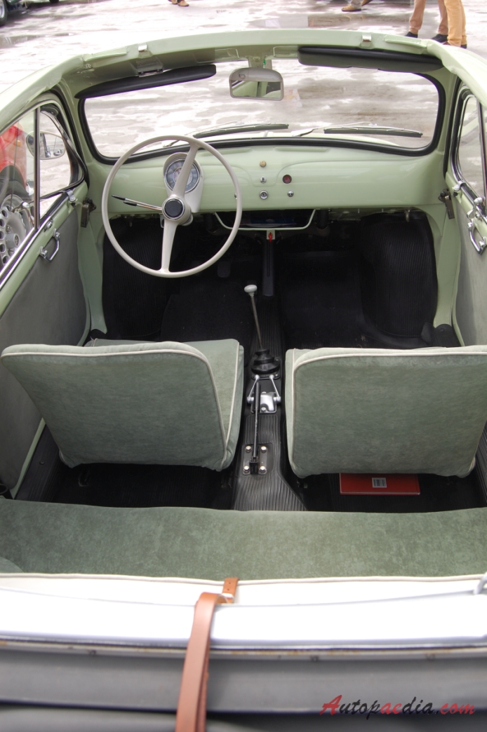 Fiat 500 1957-1975 (1957-1959 Fiat Nuova 500 N Normale), wnętrze