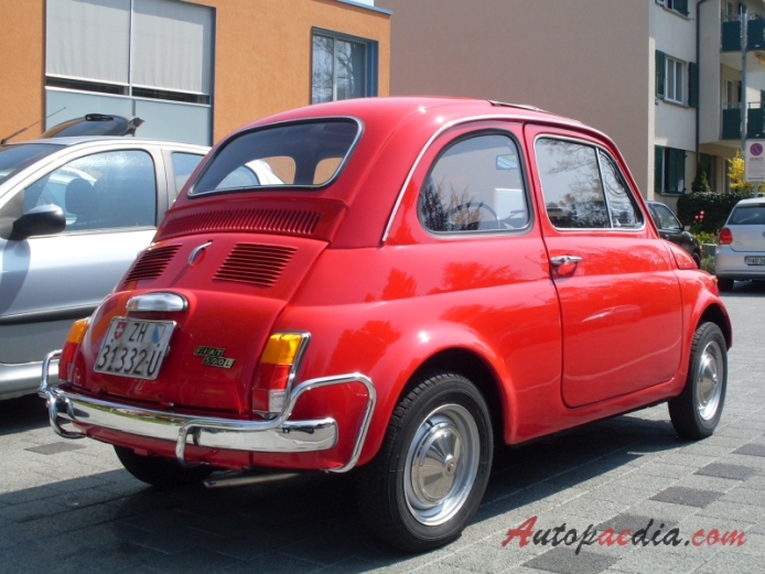 Fiat 500 1957-1975 (1970-1972 Fiat 500 L Lusso), prawy tył
