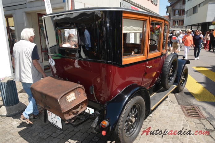 Fiat 501 1919-1926 (1925 1500ccm saloon), prawy tył