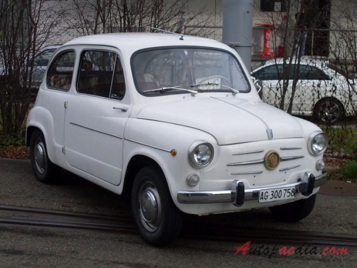Fiat 600 1955-1969 (1960-1964 Fiat 600D series I 767ccm), right front view