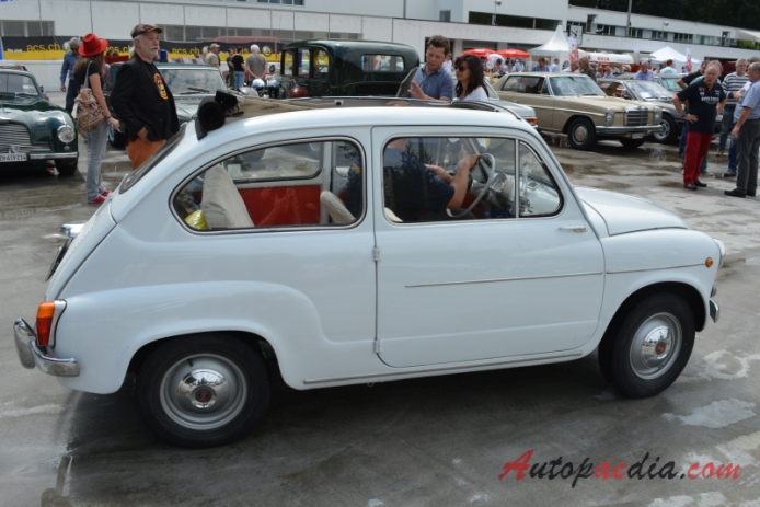 Fiat 600 1955-1969 (1960-1964 Fiat 600D seria I 767ccm), prawy bok