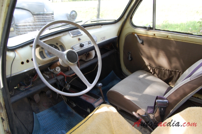 Fiat 600 1955-1969 (1964-1965 Fiat 600D seria II), wnętrze