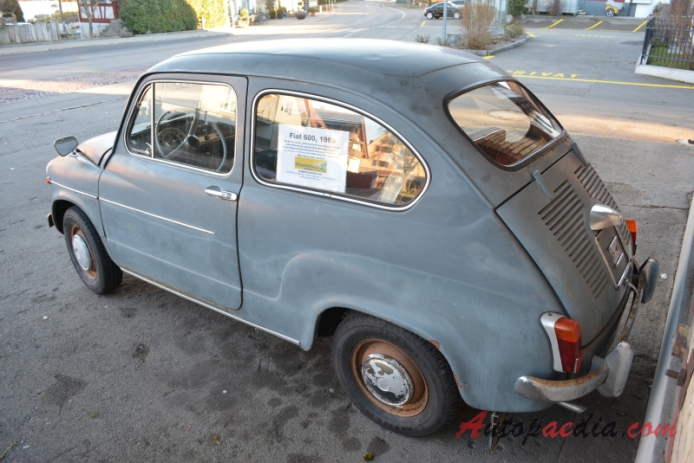 Fiat 600 1955-1969 (1965 Fiat 600D seria II), lewy tył