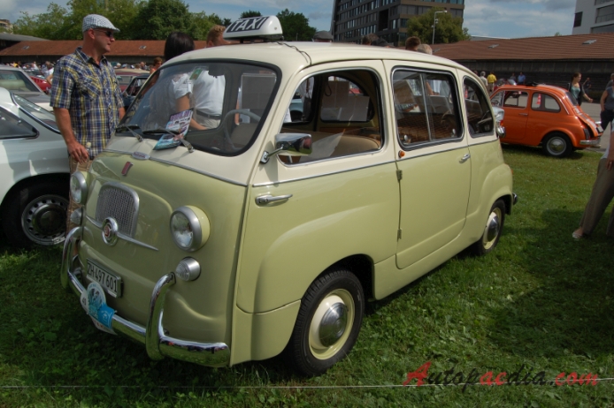 Fiat 600 Multipla 1956-1967 (1959-1960), left front view