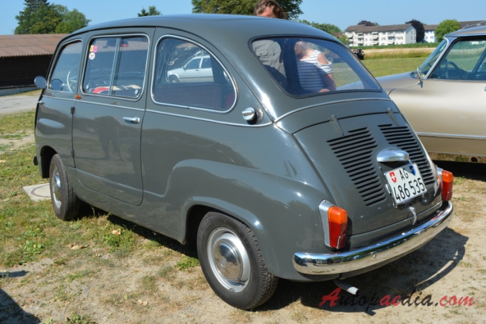 Fiat 600 Multipla 1956-1967 (1960-1967 Fiat Multipla 767ccm),  left rear view