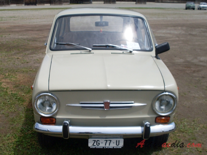 Fiat 850 1964-1973 (1968 Steyr-Fiat 850 sedan 2d), przód