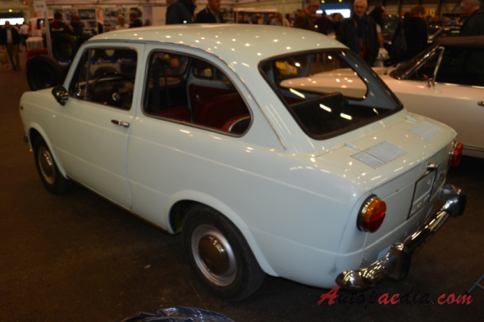 Fiat 850 1964-1973 (1969 sedan 2d),  left rear view