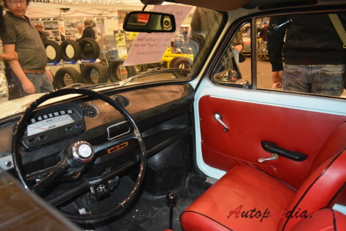 Fiat 850 1964-1973 (1969 sedan 2d), interior