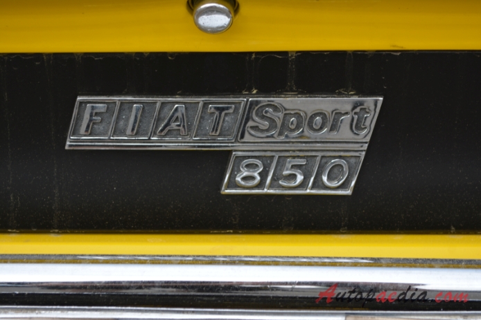 Fiat 850 Spider 1965-1973 (1968-1973 Fiat 850 Sport Spider 2d), emblemat tył 