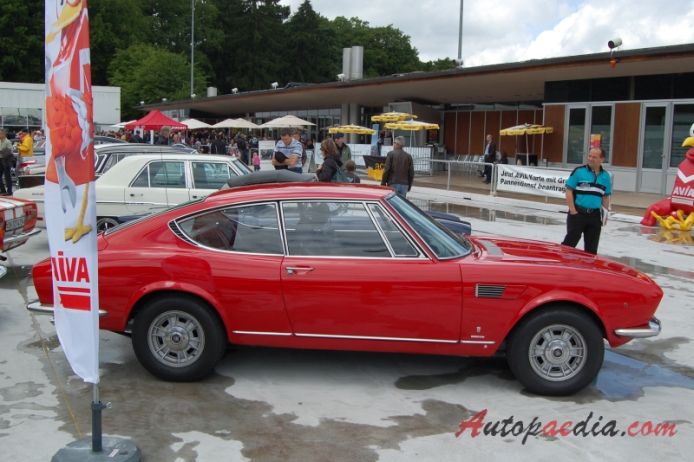 Fiat Dino 1966-1973 (1967-1968 Fiat Dino Bertone Coupé 2d), prawy bok