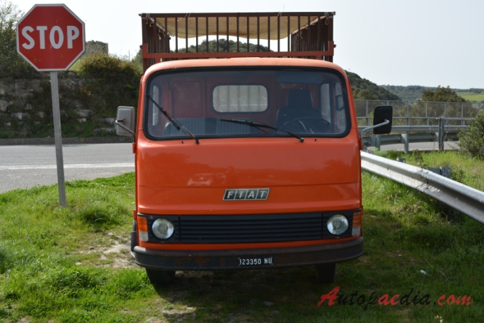 Fiat NC 1972-1987 (ciężarówka 2d), przód