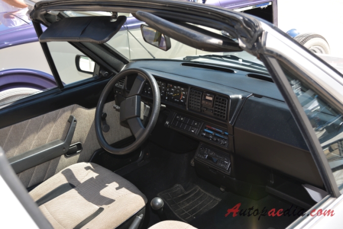 Fiat Ritmo 1st series 1978-1982 (1983 Super 85 Bertone cabriolet 2d), interior