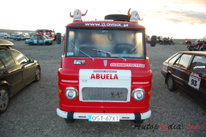 Żuk 1959-1998 (1968-1970 A 15 wóz strażacki 4d), przód