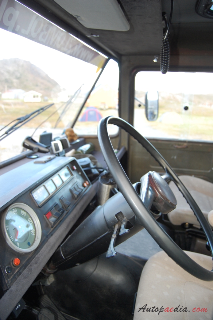 Żuk 1959-1998 (1970-1998 A 07 wóz strażacki 4d), wnętrze