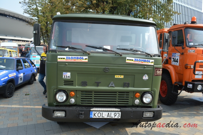Star 742 1990-2000 (pojazd wojskowy), przód