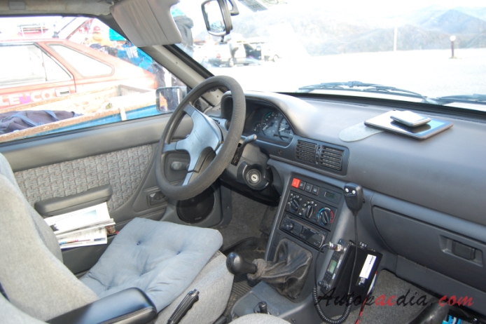 FSO Polonez MR97 (Plus) 1997-2002 (1.6GLI Atu Plus sedan 4d 1.6 GLI), interior