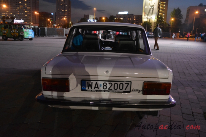 Polski Fiat 125p 1st generation 1967-1982 (1975-1977 MR75 limousine 6d), rear view